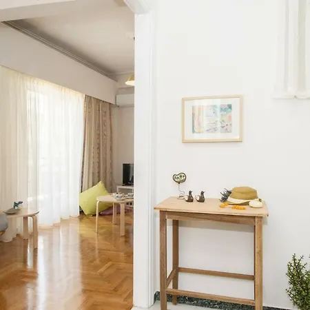 The Ideal Locale - A Sleek And Illuminated Space Kalamata